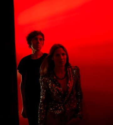 01___mirror_people___rui_aguiar___hi_res