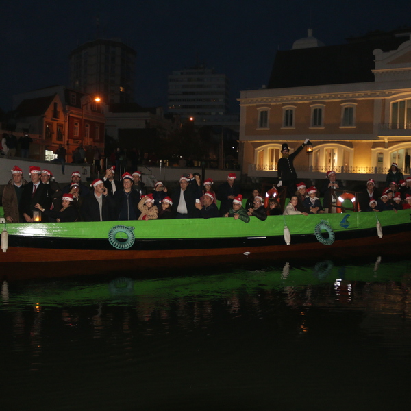 Desfile no Canal Central