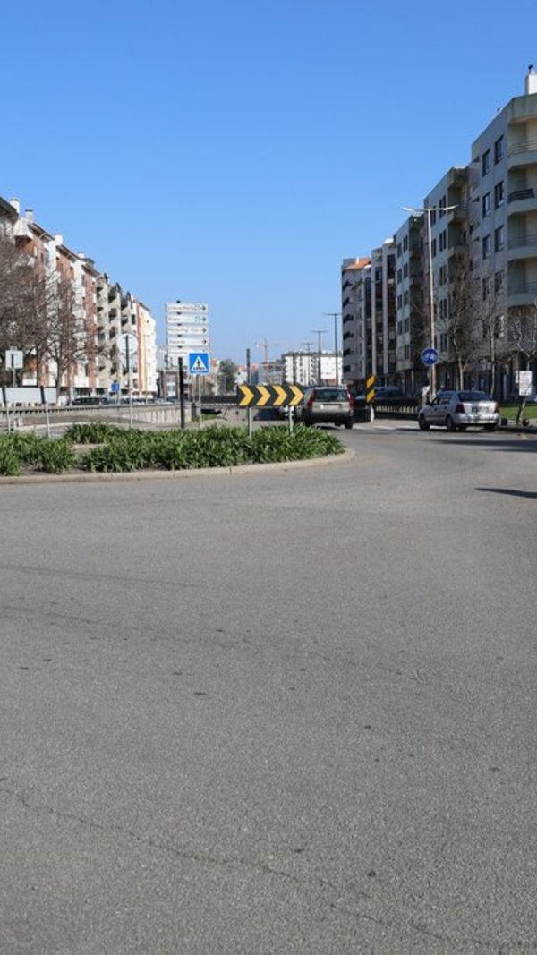 rotundapoenteesgueira