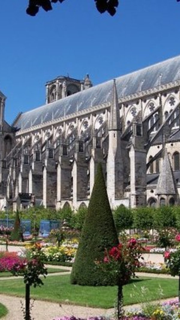 la_cathedrale_de_bourges__1_