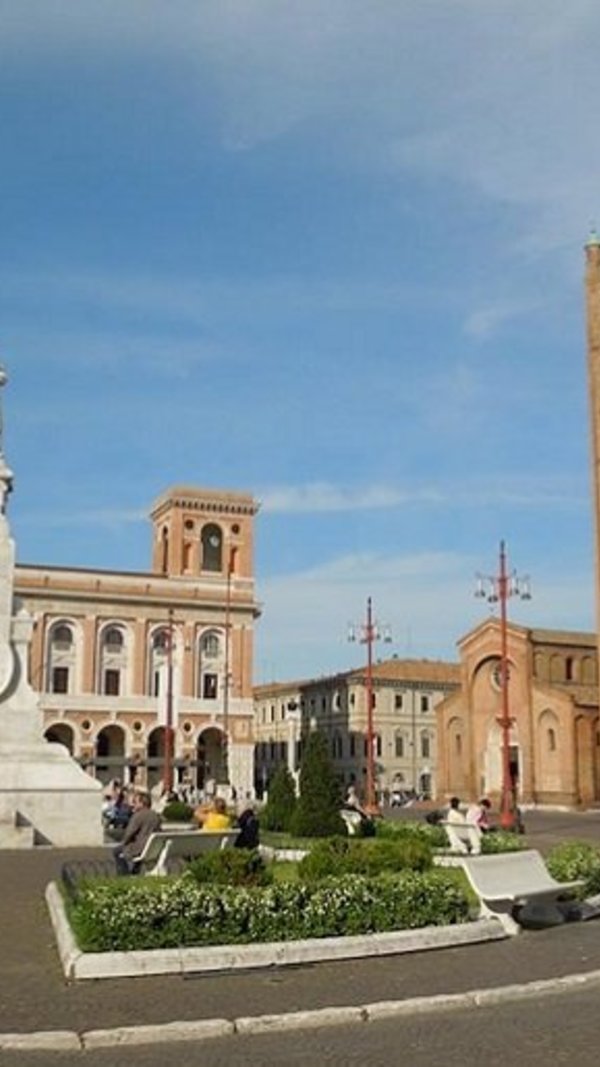 piazza_saffi___forli