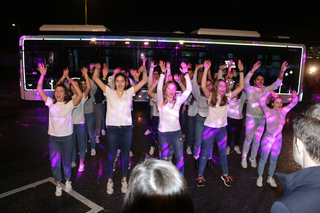 Animação e dança encerrou a sessão inaugural dos novos autocarros da Transdev/Aveirobus