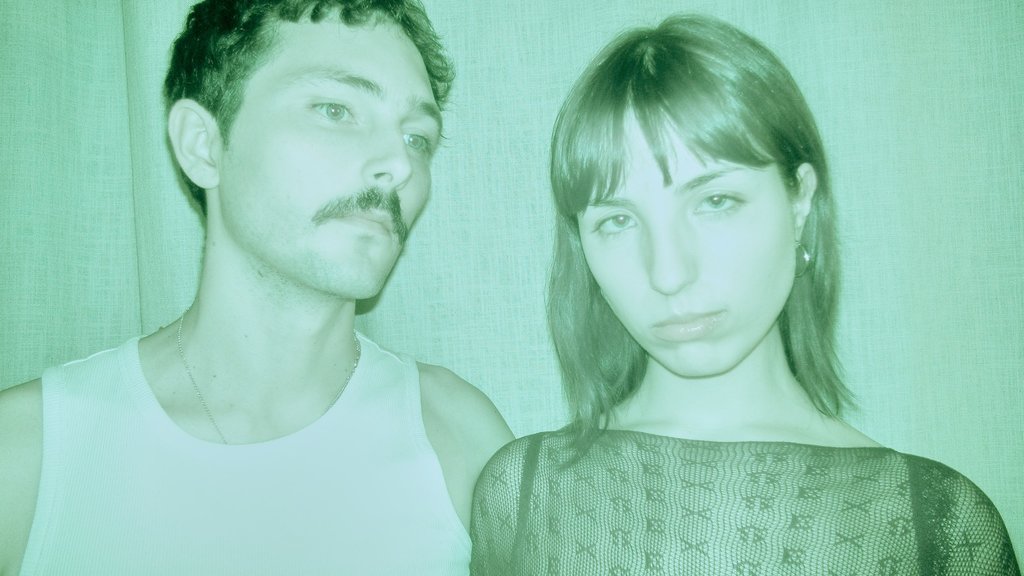 girls_96___elisa_azevedo