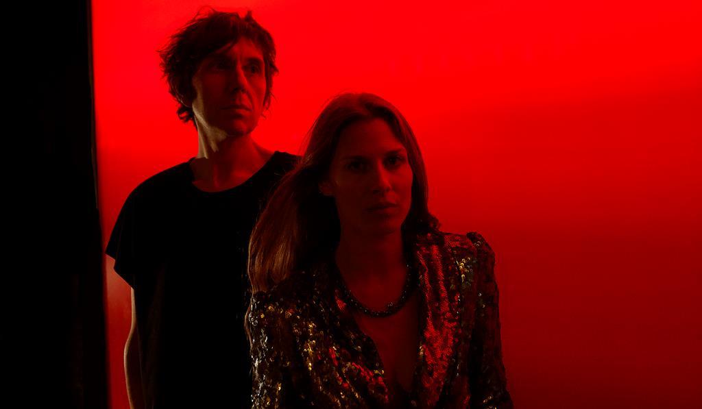 01___mirror_people___rui_aguiar_2