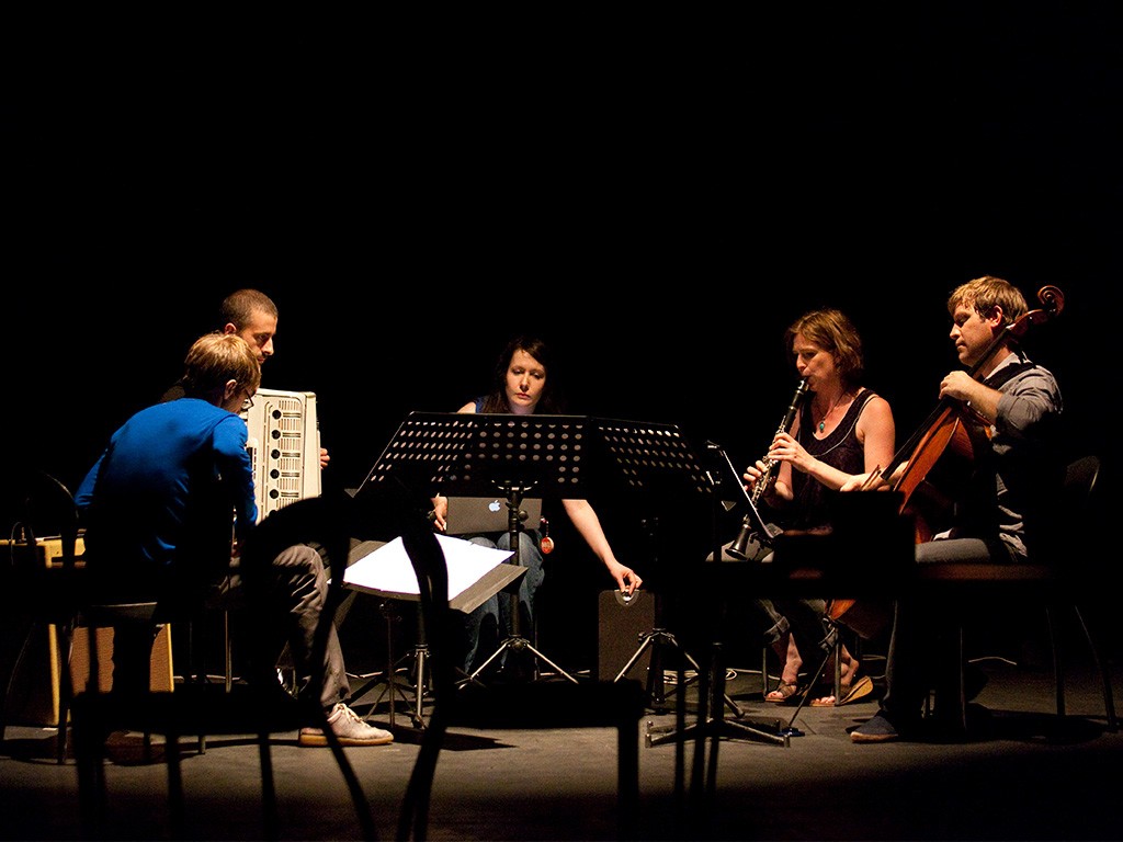 Plus minus ensemble uk arte no tempo img62f141f90fbc3 1 1024 2500