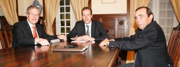 PLATAFORMA A25 REUNIU EM AVEIRO