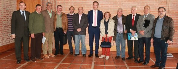 ASSINATURA CONTRATOS COM JUNTAS E UNIÕES DE FREGUESIA