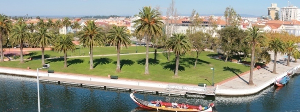 LARGO DO ROSSIO E PRAÇA GENERAL HUMBERTO DELGADO-REQUALIFICAÇÃO