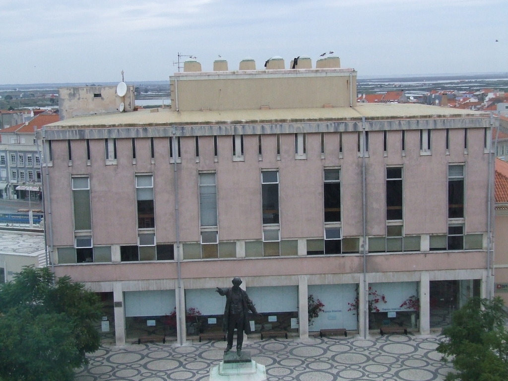 TRIBUNAL DE CONTAS VISA CONTRATO DE REABILITAÇÃO DO EDIFÍCIO FERNANDO TÁVORA