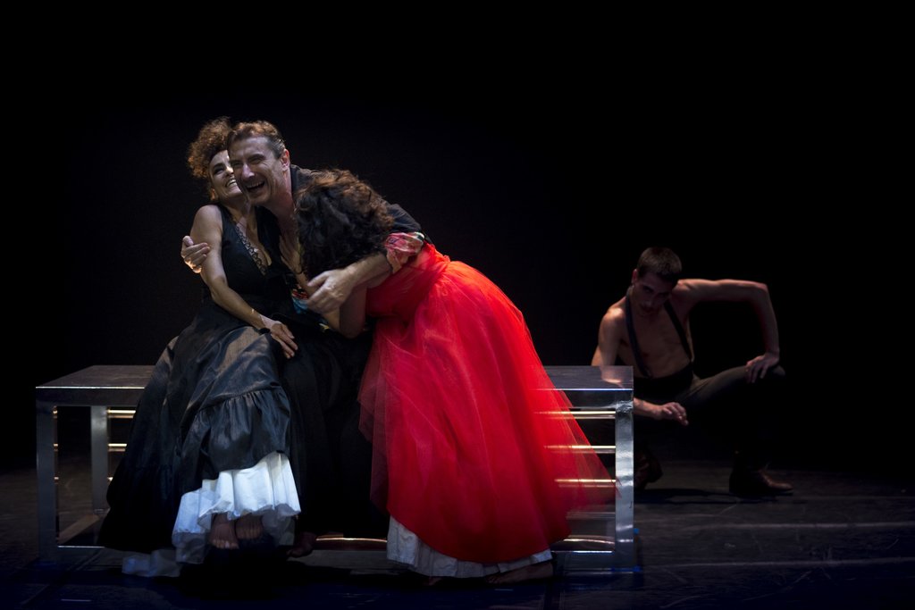 “A CASA DE BERNARDA ALBA” NO TEATRO AVEIRENSE