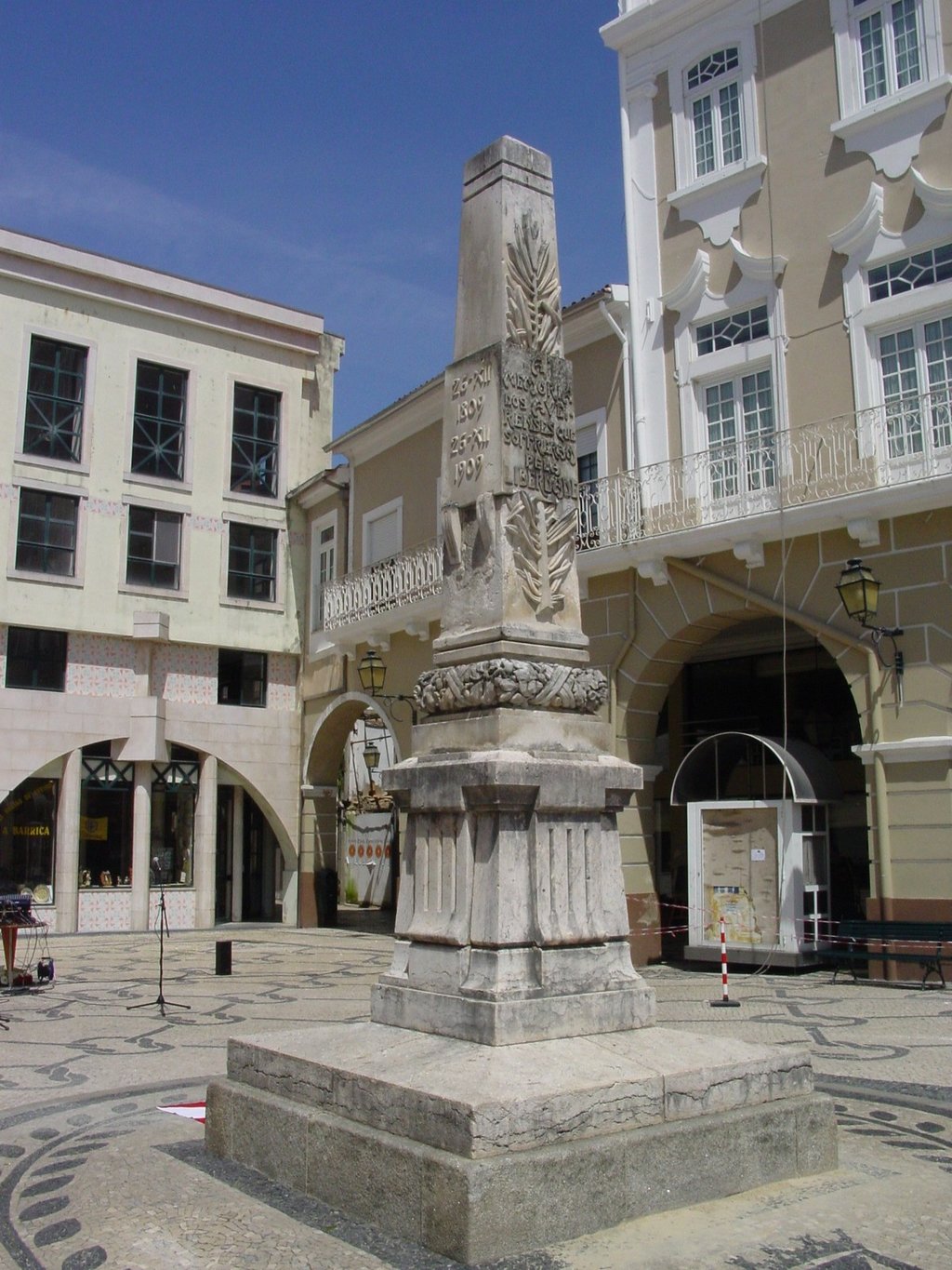 HOMENAGEM AOS MÁRTIRES DA LIBERDADE