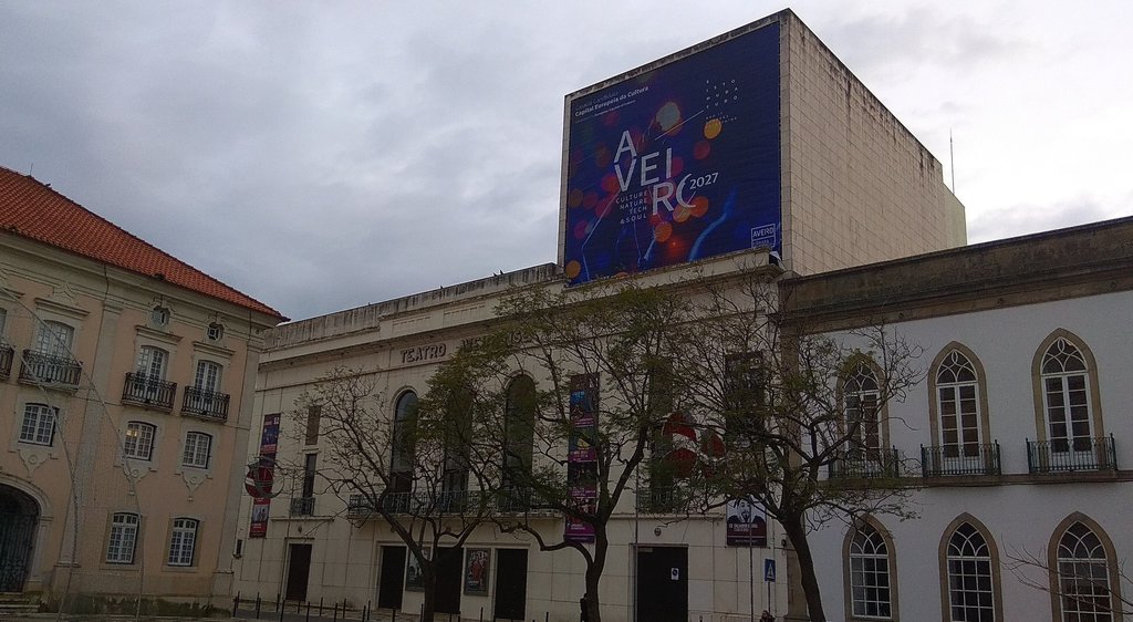 ABERTO CONCURSO PÚBLICO PARA RENOVAÇÃO DO TEATRO AVEIRENSE