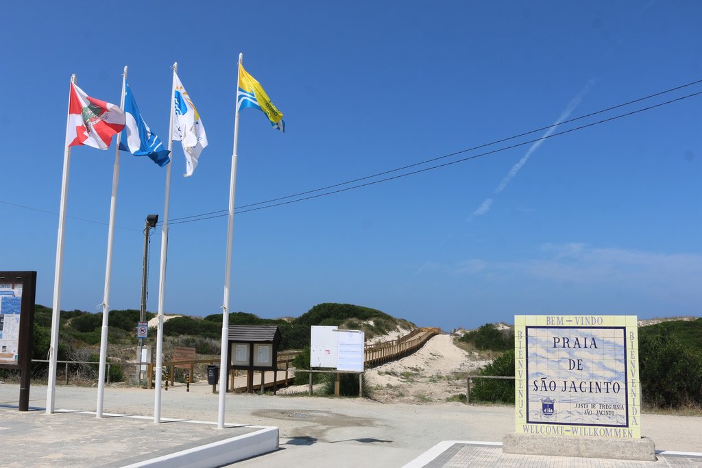 SÃO JACINTO RECEBE BANDEIRA AZUL E BANDEIRA DE PRAIA COM QUALIDADE DE OURO 2020