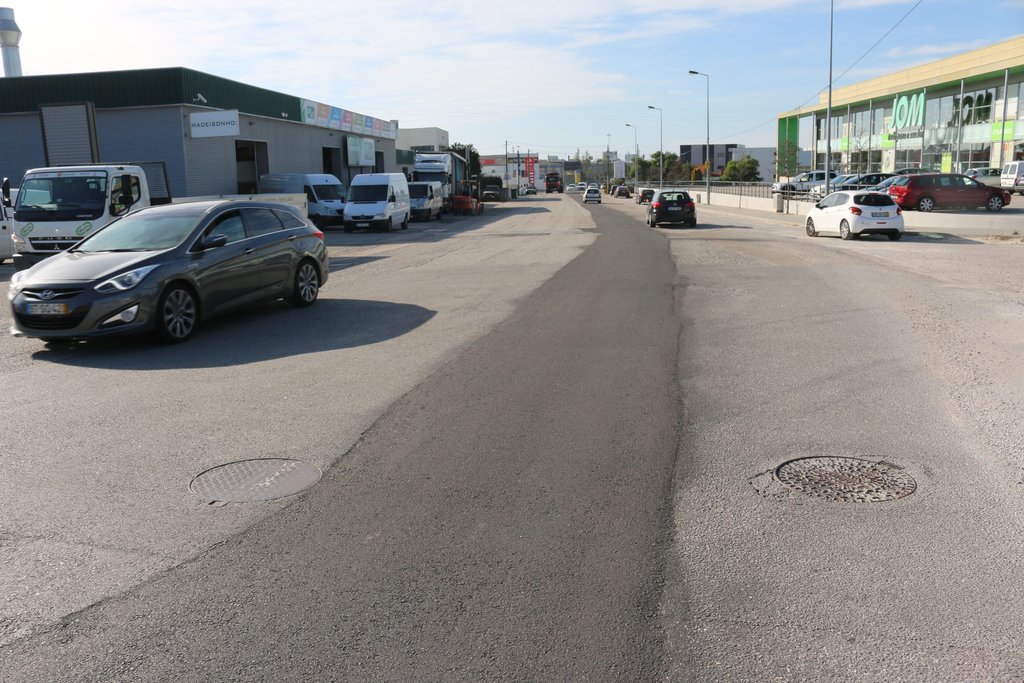 COMEÇOU A OBRA DE QUALIFICAÇÃO  DA RUA JOÃO FRANCISCO CASAL