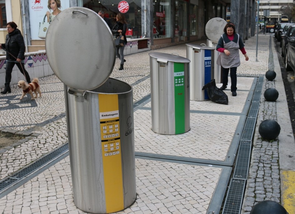 RECOLHA DE RESÍDUOS E LIMPEZA URBANA  NO ANO NOVO