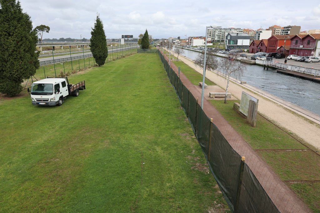 INÍCIO DA CONSTRUÇÃO DO PARQUE CANINO DO CANAL DE SÃO ROQUE