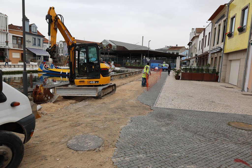 OBRA DE QUALIFICAÇÃO DO CAIS DOS MERCANTÉIS