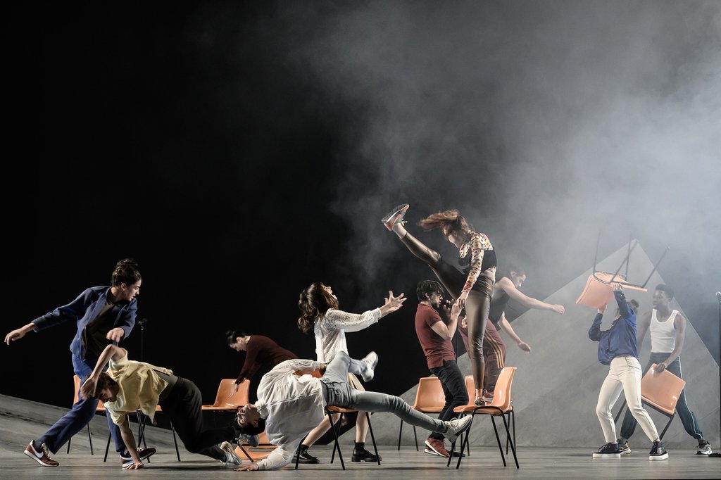 TEATRO AVEIRENSE COM DANÇA, TEATRO, MÚSICA E CINEMA