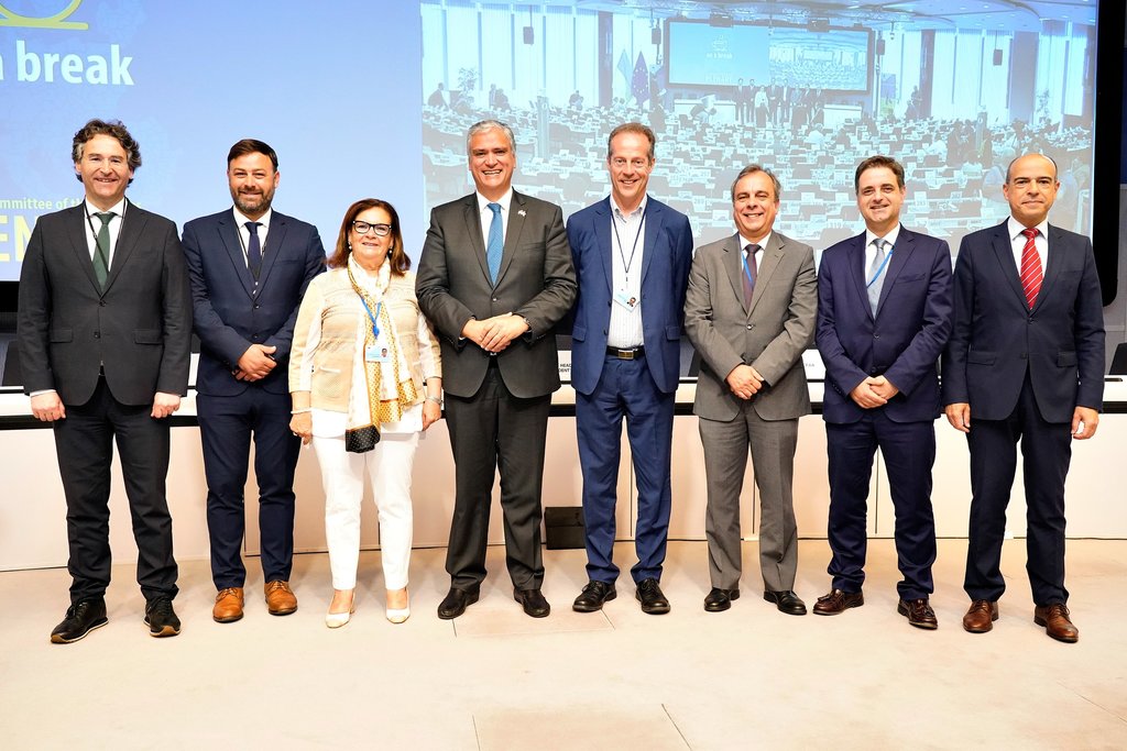 RIBAU ESTEVES NO PLENÁRIO DO COMITÉ DAS REGIÕES E NA DEFESA DO ALARGAMENTO DA UNIÃO EUROPEIA