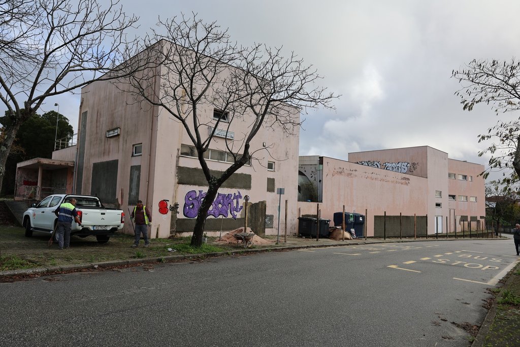 ARRANCA A OBRA DE REABILITAÇÃO DO CENTRO CÍVICO DE ARADAS