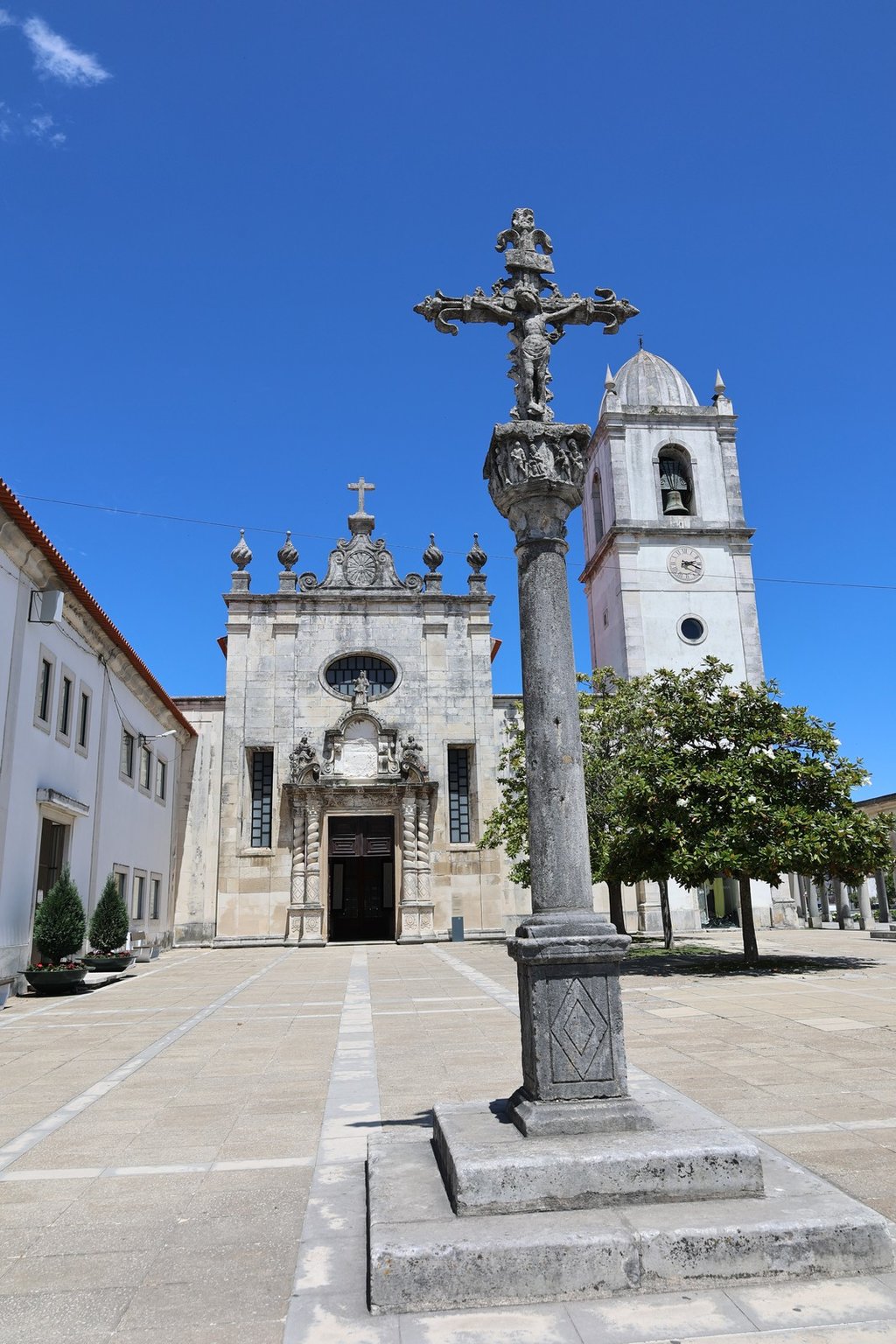 Abertura concurso público para qualificação do Adro da Sé e construção do Monumento à Muralha de ...