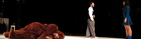 TEATRO "TRISTEZA E ALEGRIA NA VIDA DAS GIRAFAS"