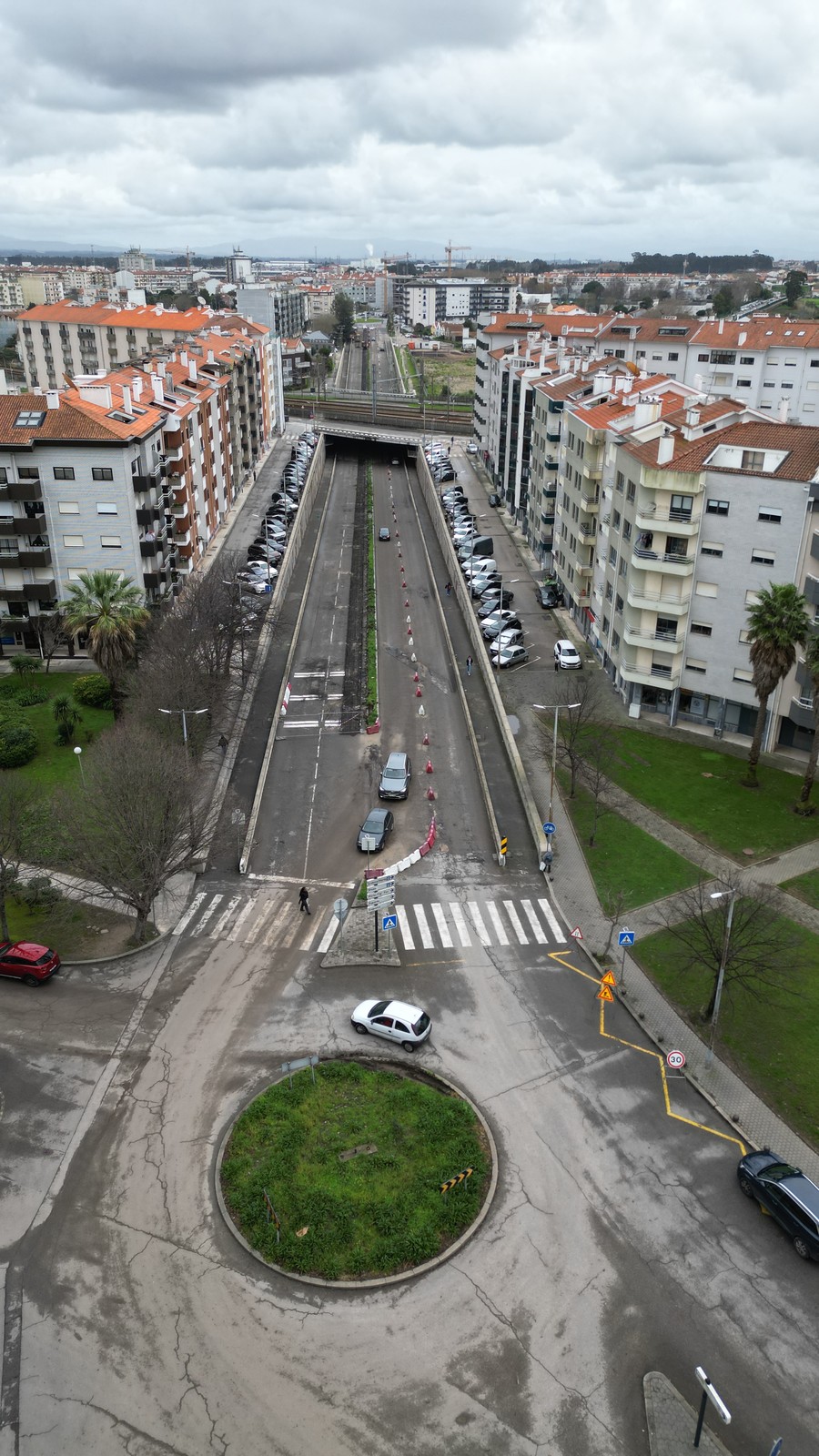 Começou a obra de construção da nova rotunda a poente do Túnel de Esgueira