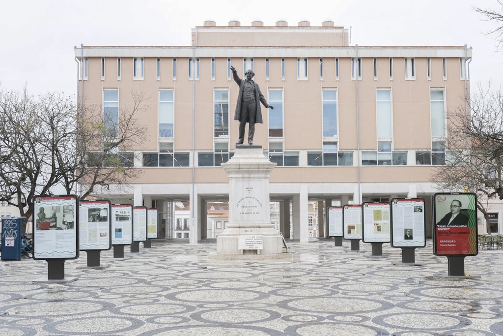 Exposição “Façam o Mundo melhor, ouviram? Mário Sacramento 1920-1969”