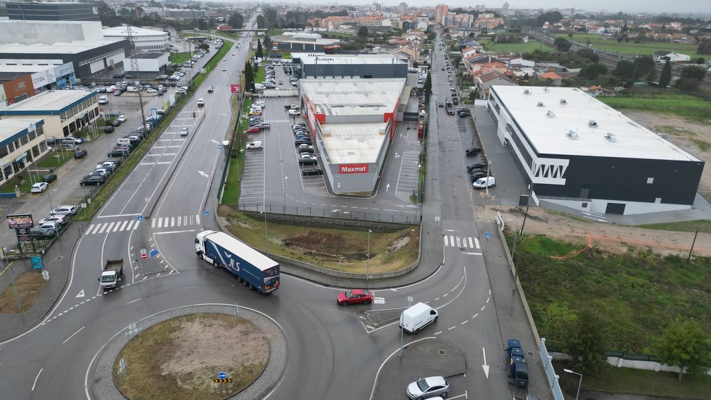 Obra de requalificação da Rua Nossa Senhora das Necessidades, em Esgueira