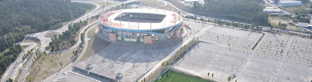 Aberto concurso público para reabilitação da cobertura do Estádio Municipal de Aveiro