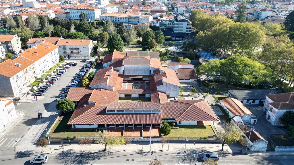 Projeto e obra do Conservatório de Música continua após Câmara de Aveiro resolver legalmente bloq...