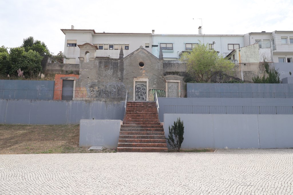 Recuperação e exploração da Capela de São Tomás de Aquino e Bar em zona envolvente