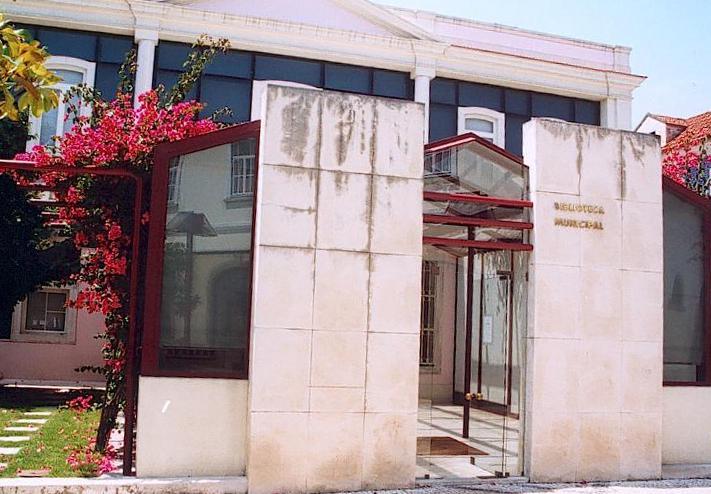 Câmara de Aveiro inicia processo de classificação da antiga Biblioteca Municipal como Monumento d...