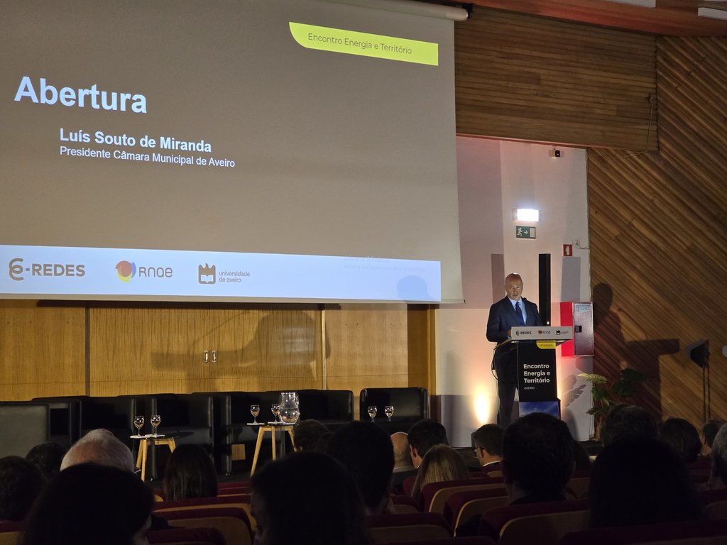 Presidente da Câmara Municipal de Aveiro destaca compromisso com a transição energética no IV Enc...