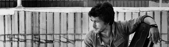 JOÃO PEDRO PAIS COM CONCERTO NO TEATRO AVEIRENSE