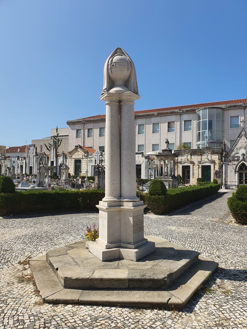 AOS MÁRTIRES DA LIBERDADE/MONUMENTO AOS JUSTIÇADOS
